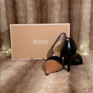 Michael Kors Wendy Pumps